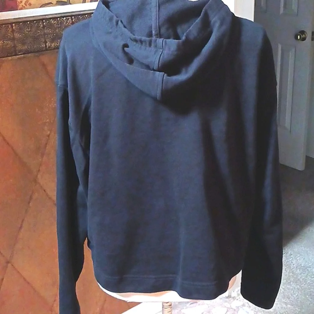 PUMA Hoodie Women's Cropped Black Sweatshirt Size Extra Large - Picture 4 of 8